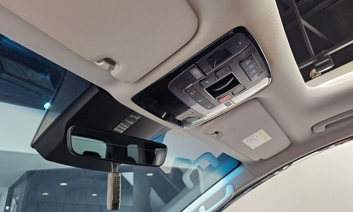 Hyundai Staria 2025