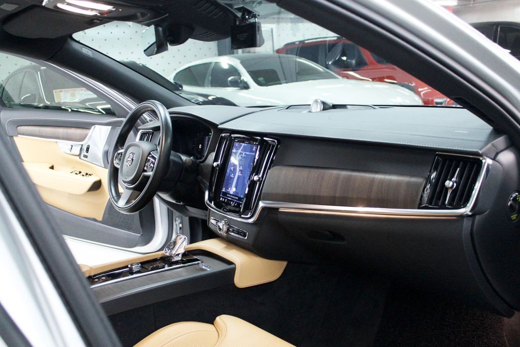 Volvo S90 2022