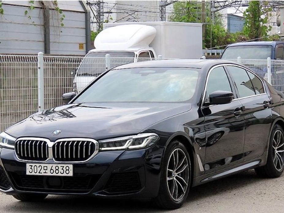 BMW 5-Series 2022