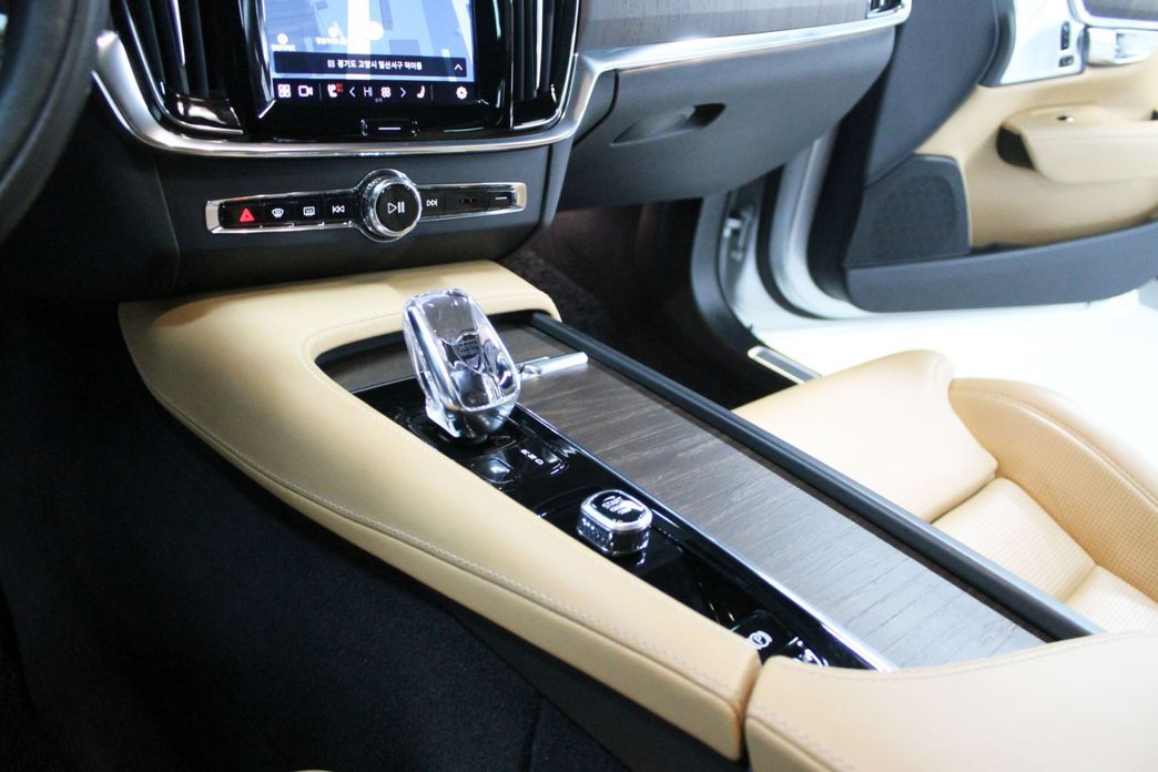 Volvo S90 2022