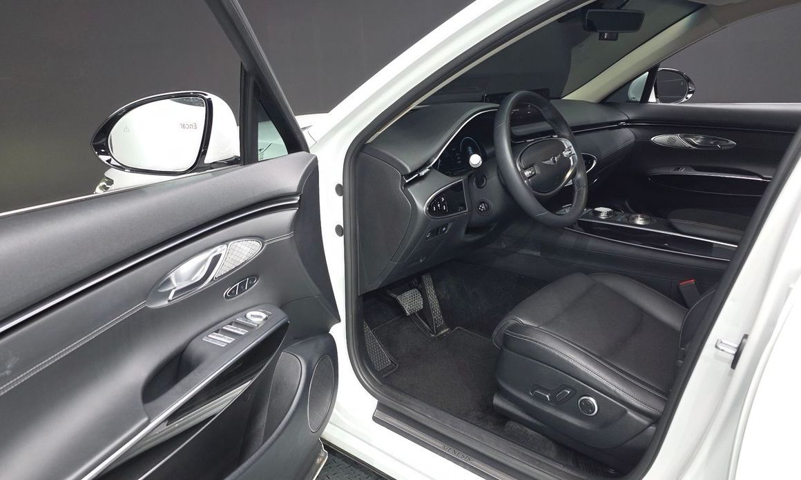 Genesis GV70 2023