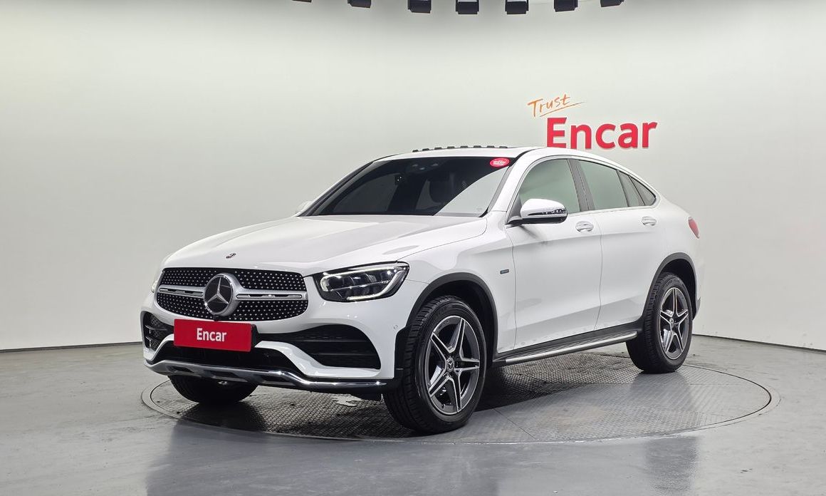 Mercedes-Benz GLC-Class 2021