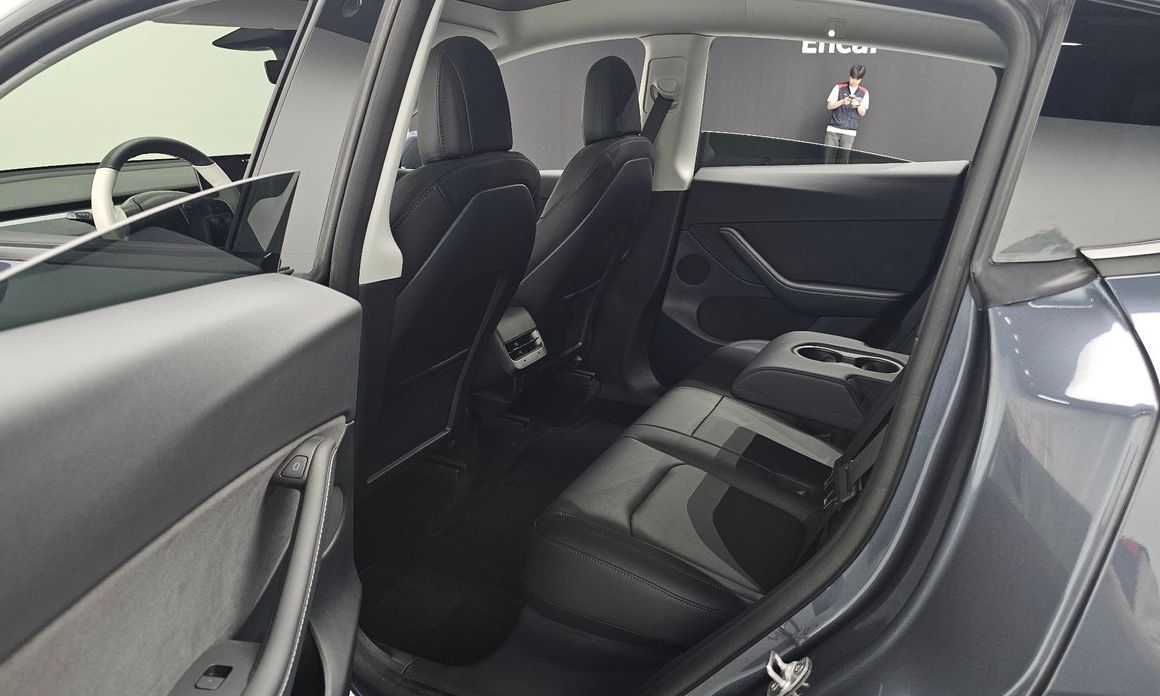 Tesla Model Y 2022