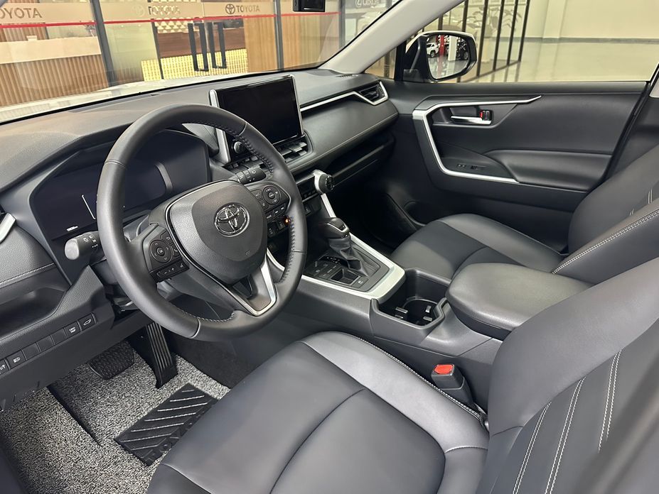 Toyota RAV4 2025