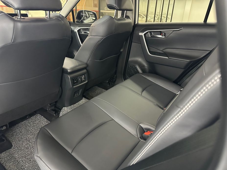 Toyota RAV4 2025