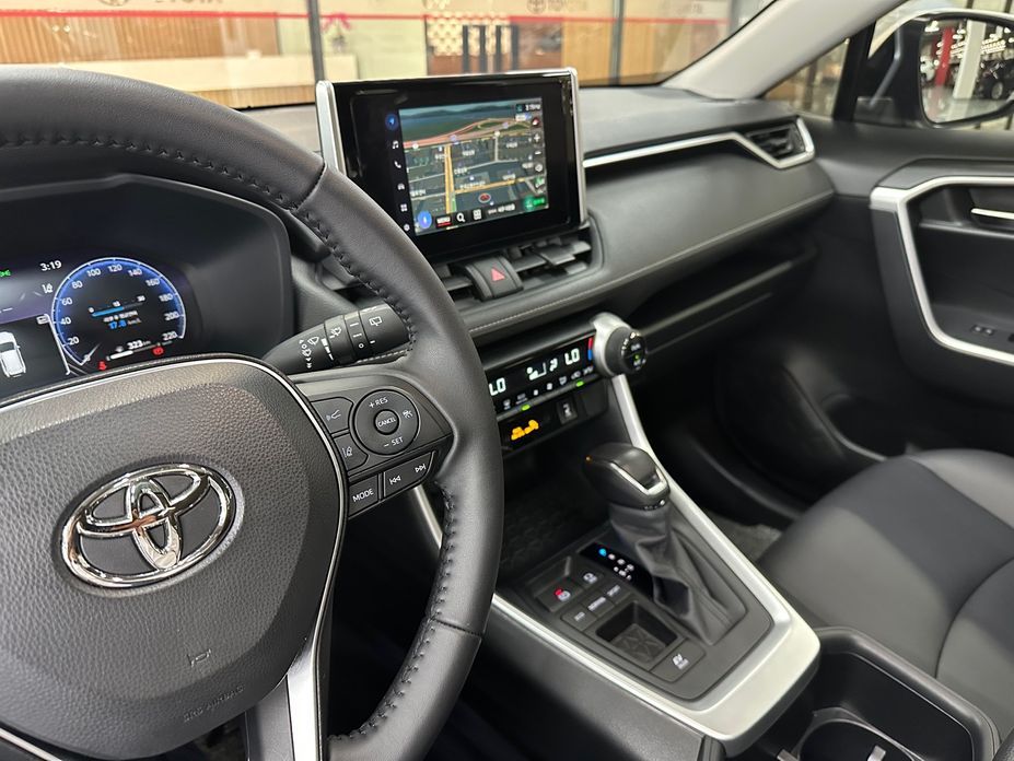 Toyota RAV4 2025