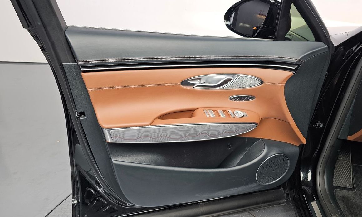 Genesis GV70 2024
