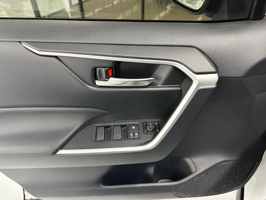 Toyota RAV4 2025