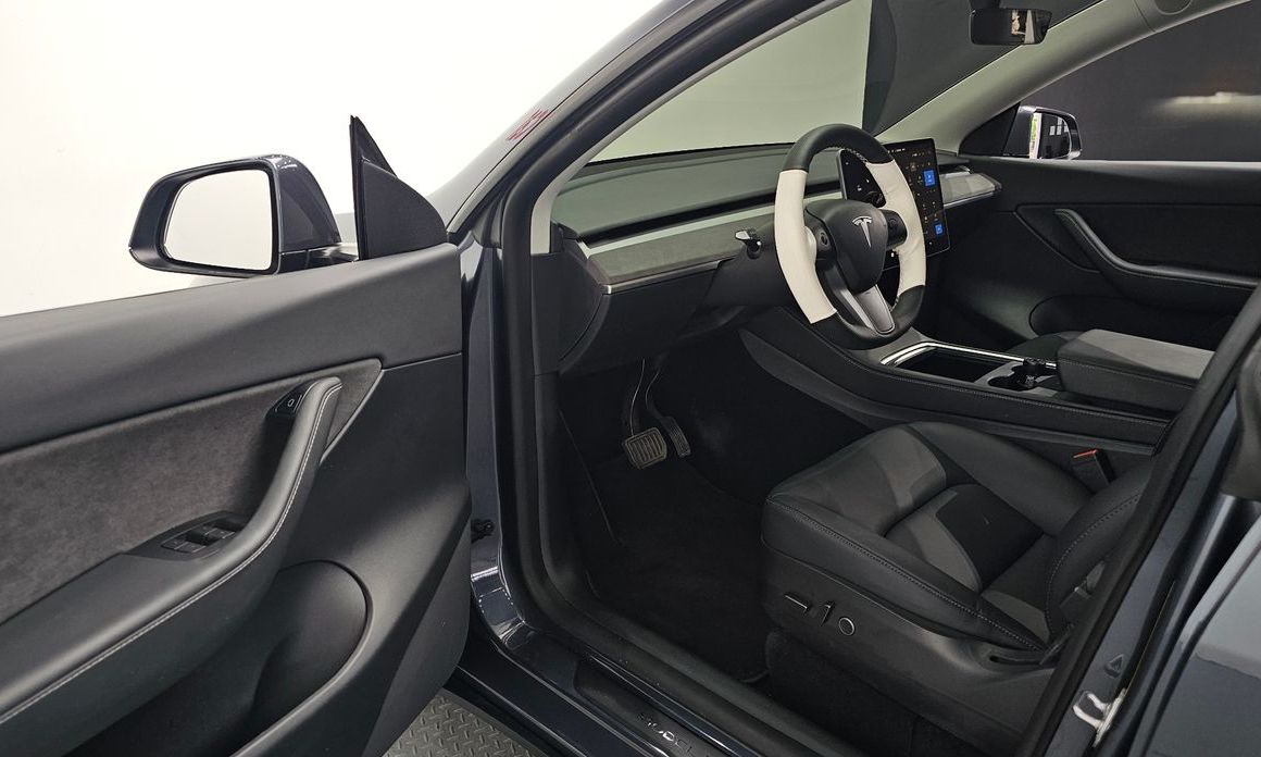 Tesla Model Y 2022