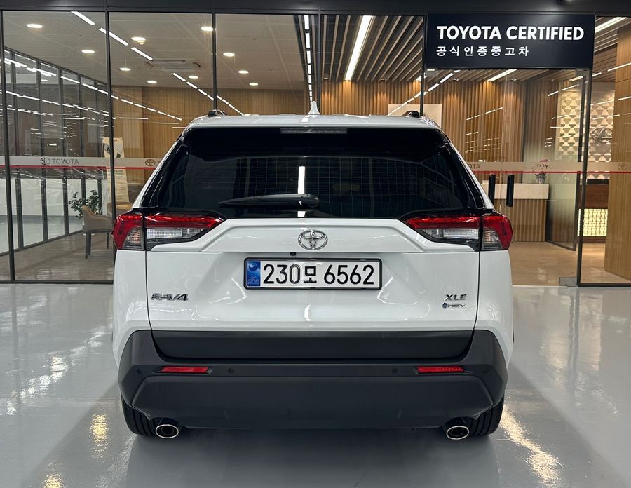 Toyota RAV4 2025