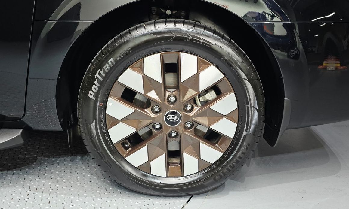 Hyundai Staria 2024