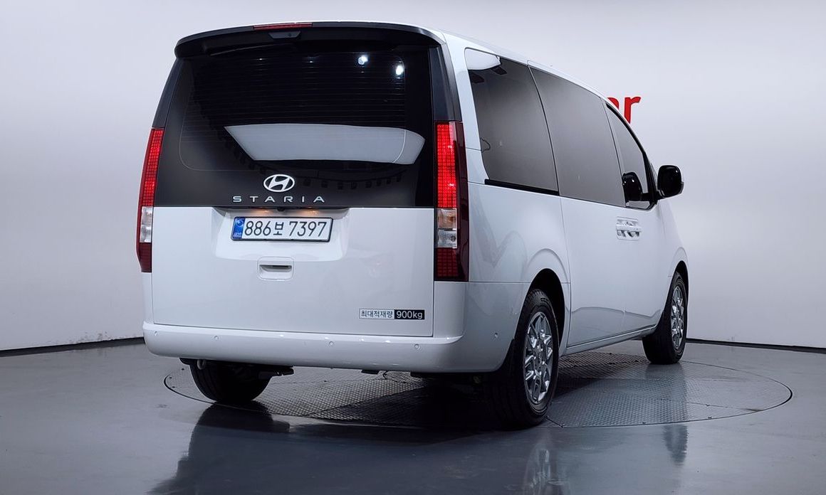 Hyundai Staria 2026