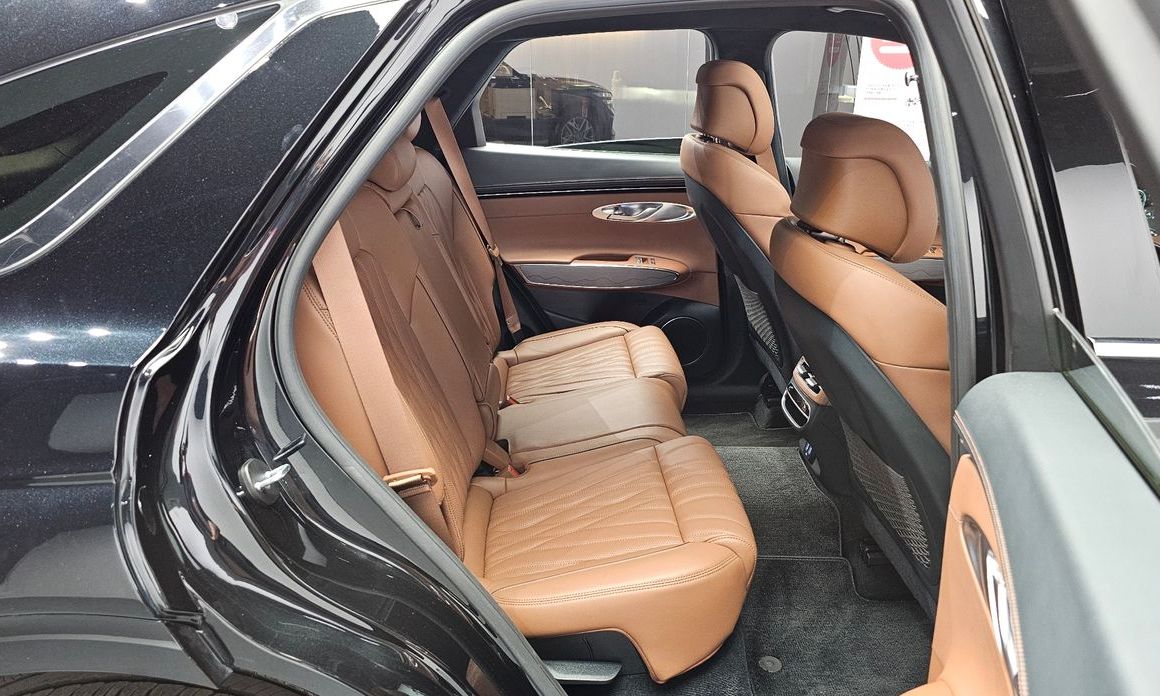 Genesis GV70 2024