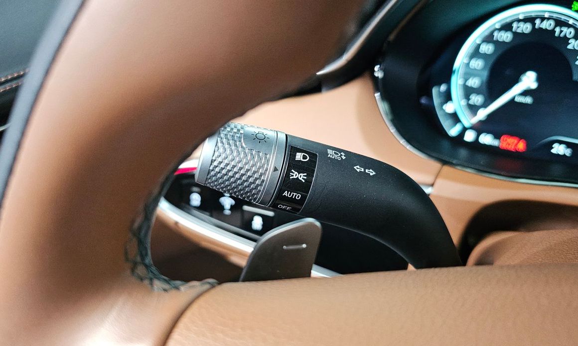Genesis GV70 2024