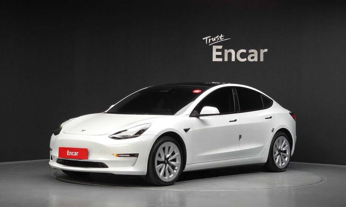 Tesla Model 3 2022