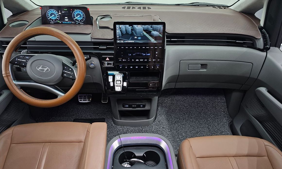 Hyundai Staria 2025