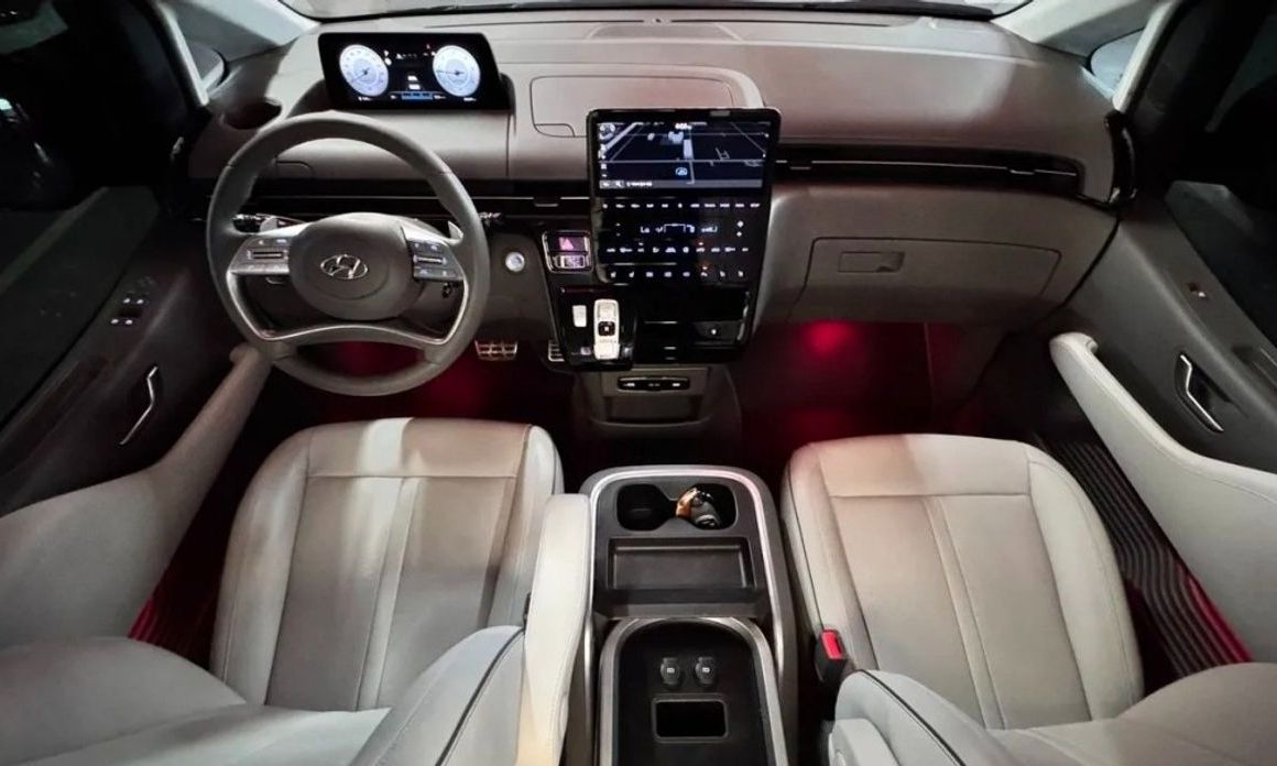 Hyundai Staria 2022