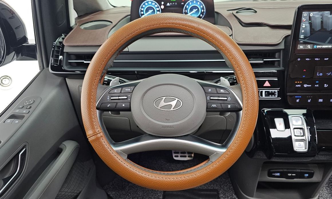 Hyundai Staria 2025