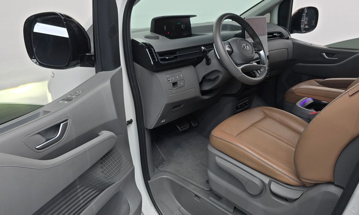 Hyundai Staria 2024