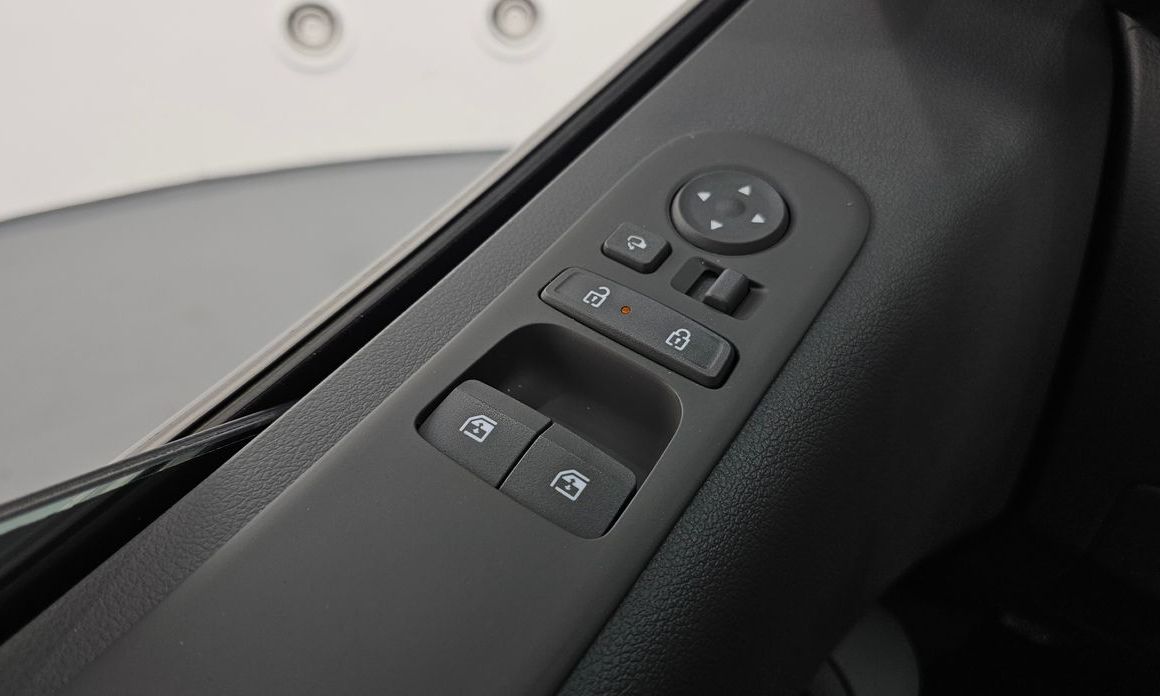 Hyundai Staria 2025
