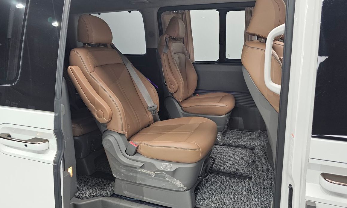 Hyundai Staria 2025