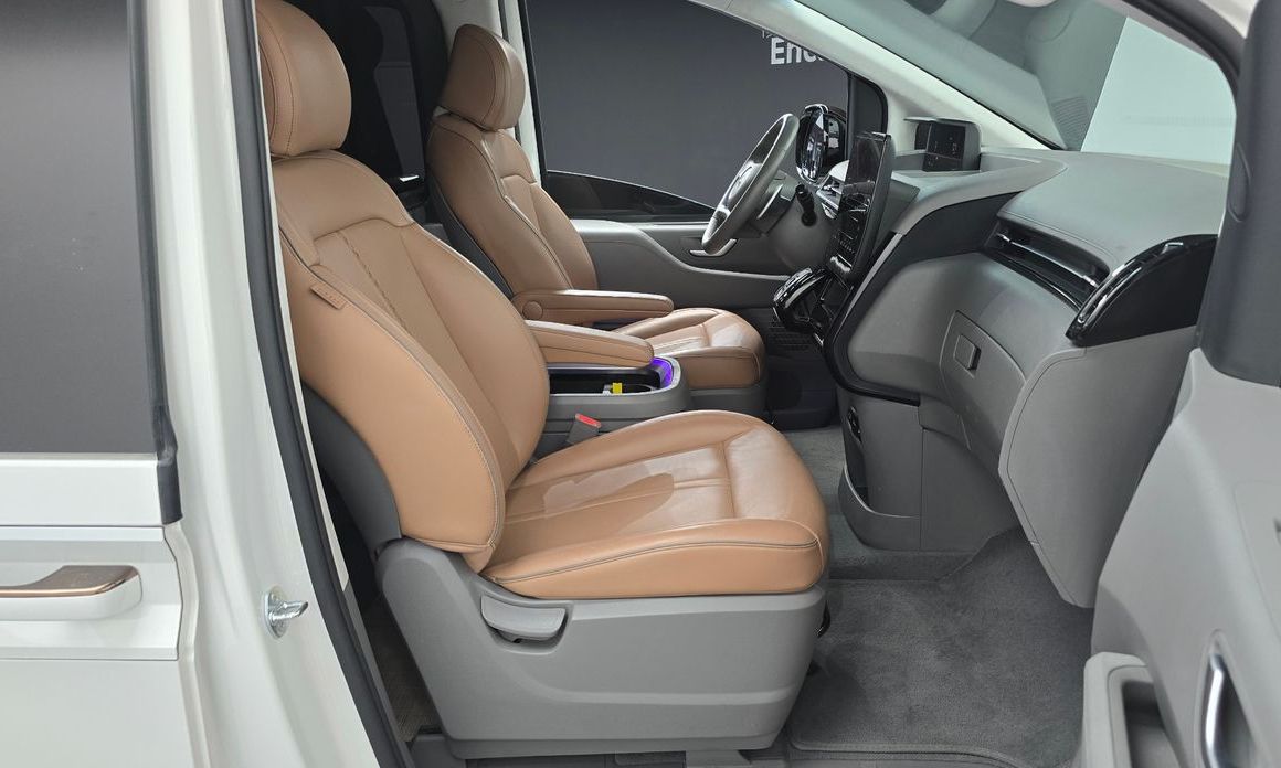 Hyundai Staria 2024