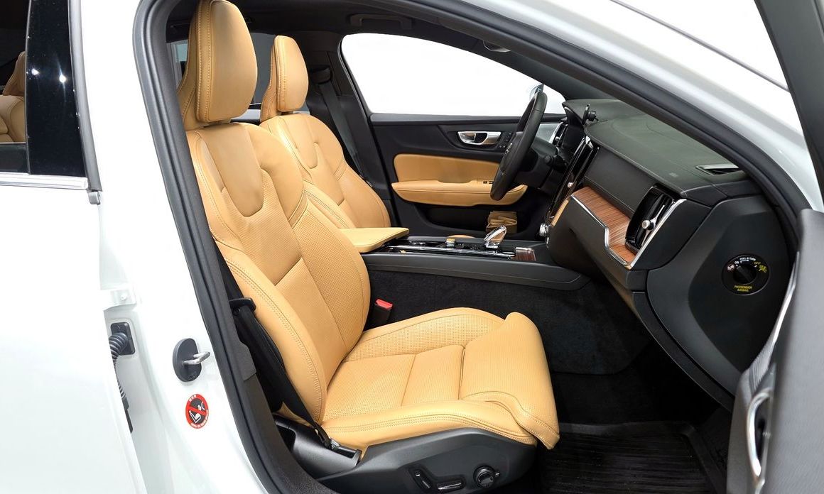 Volvo S60 2025