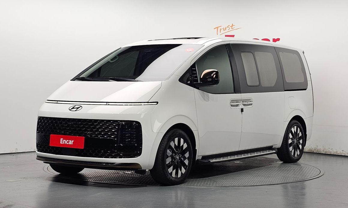 Hyundai Staria 2025