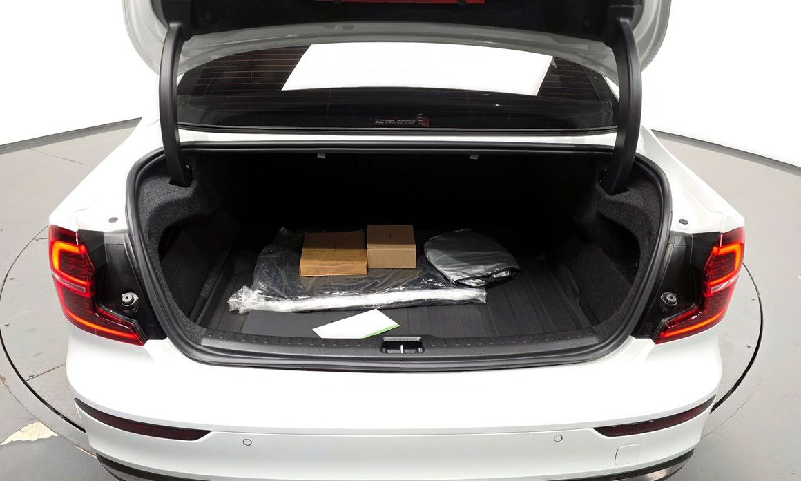 Volvo S60 2025