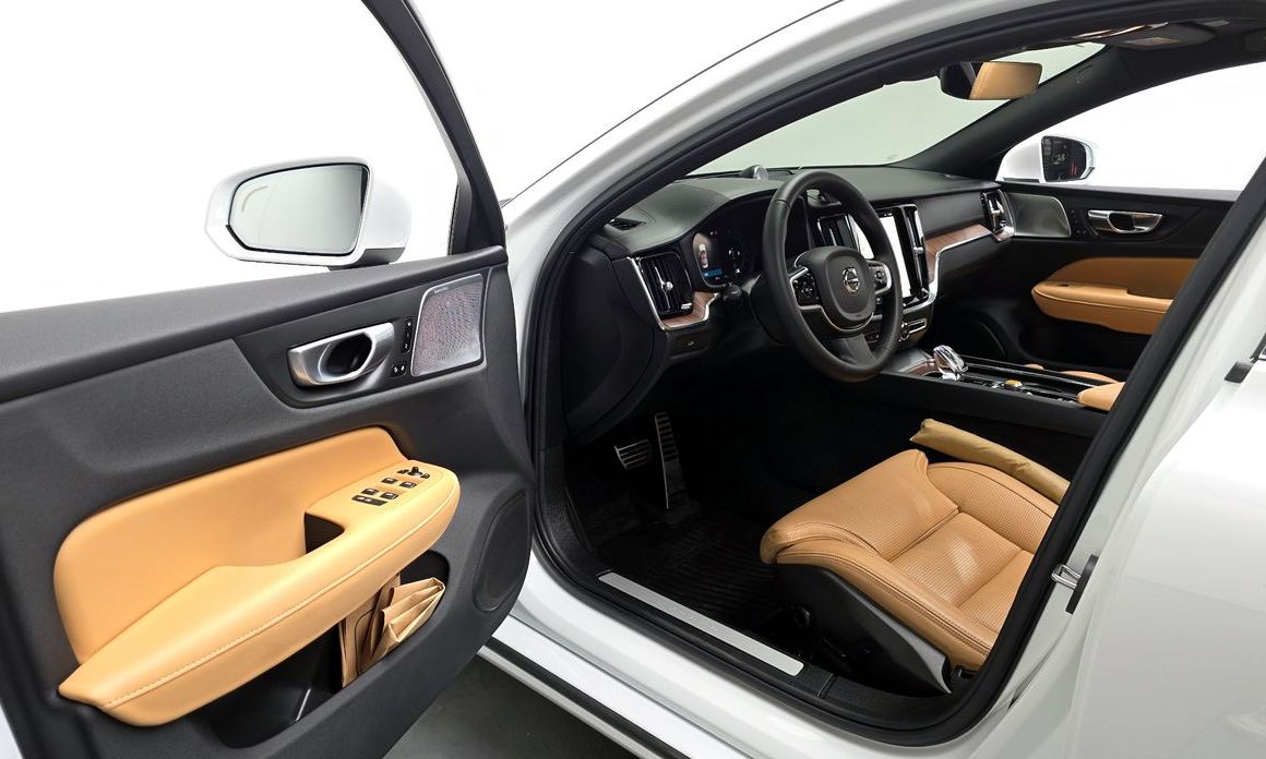 Volvo S60 2025