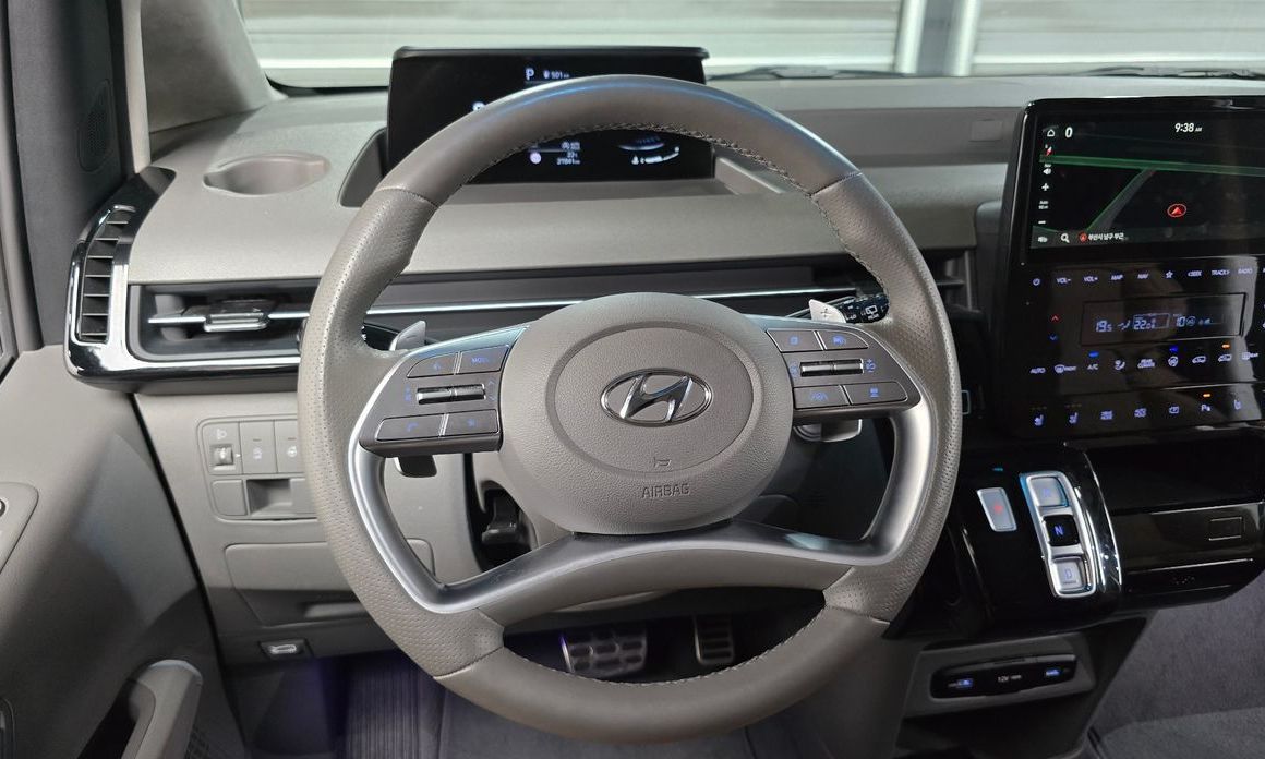 Hyundai Staria 2024