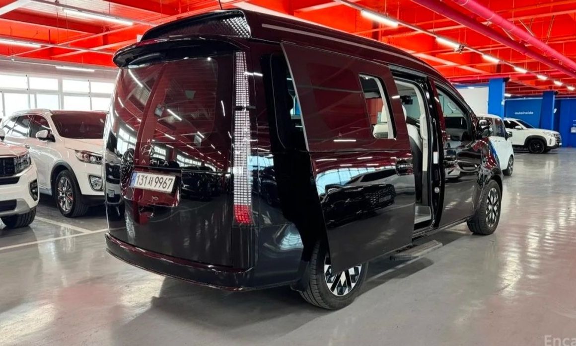 Hyundai Staria 2022