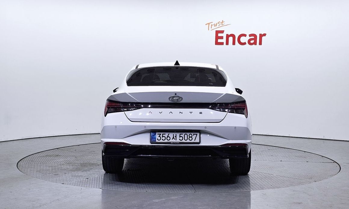Hyundai AVANTE 2021