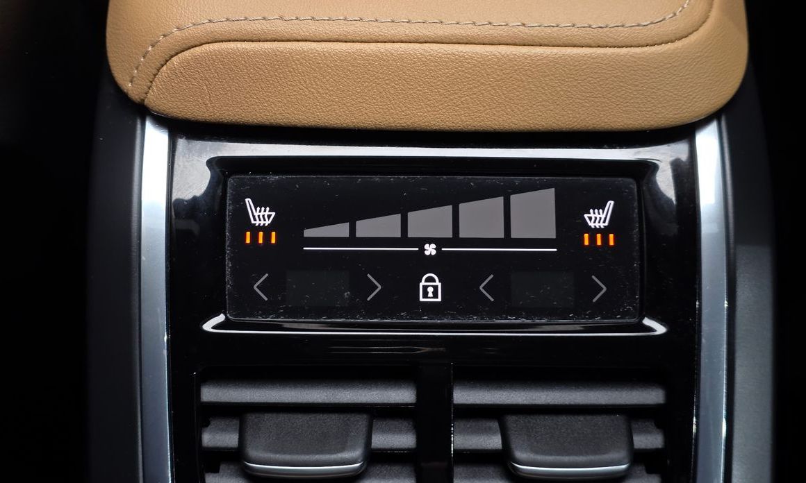 Volvo S60 2025