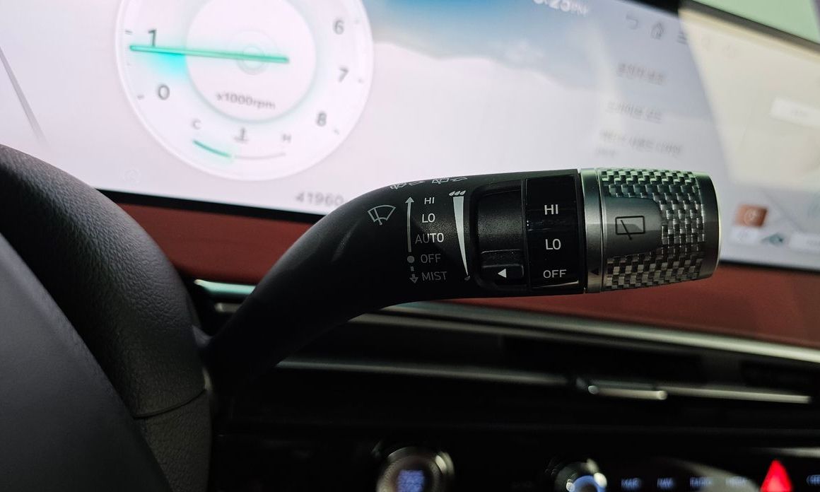 Genesis GV70 2025