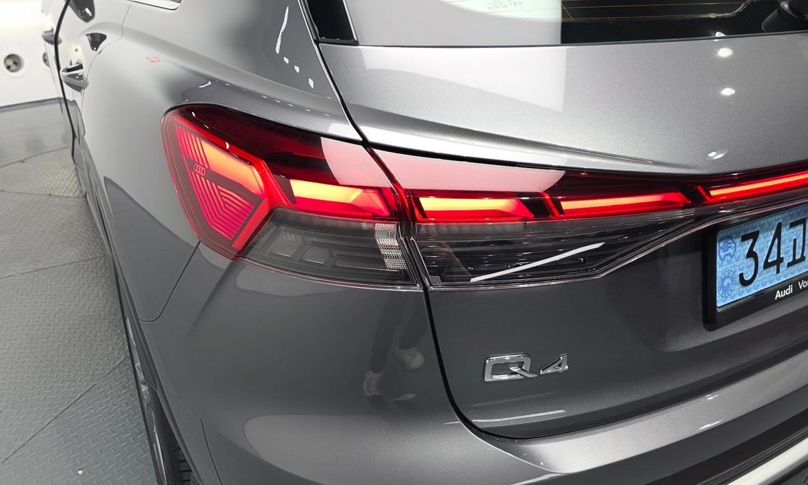 Audi Q4 e-tron 2025