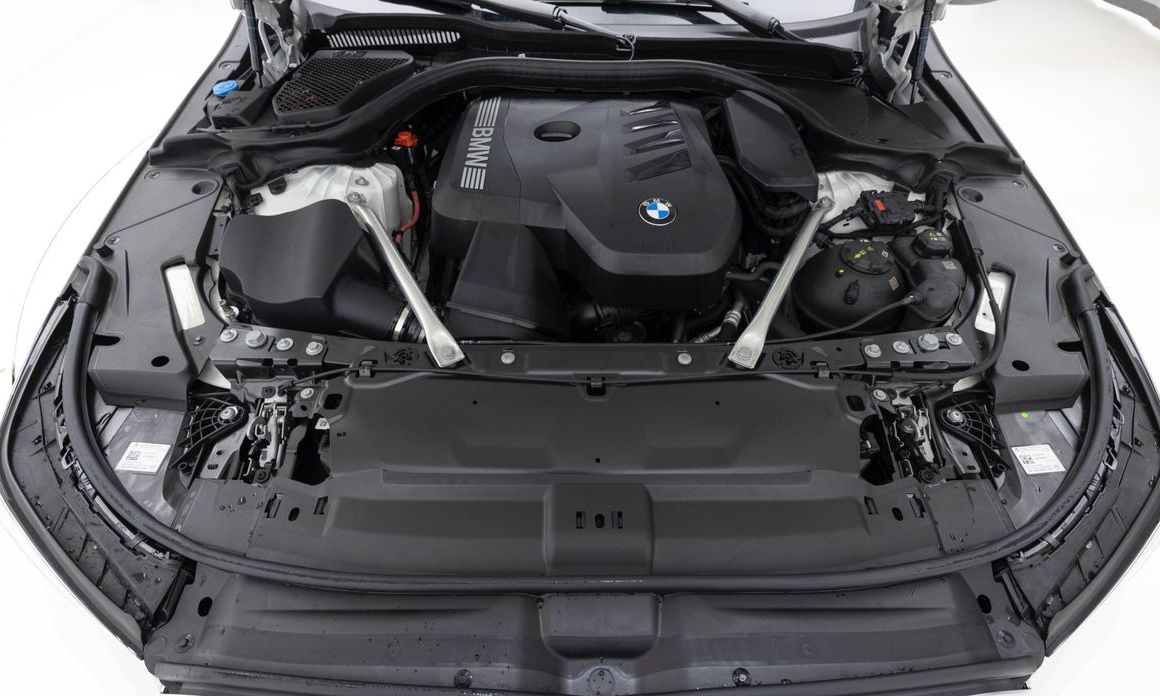 BMW 5-Series 2024