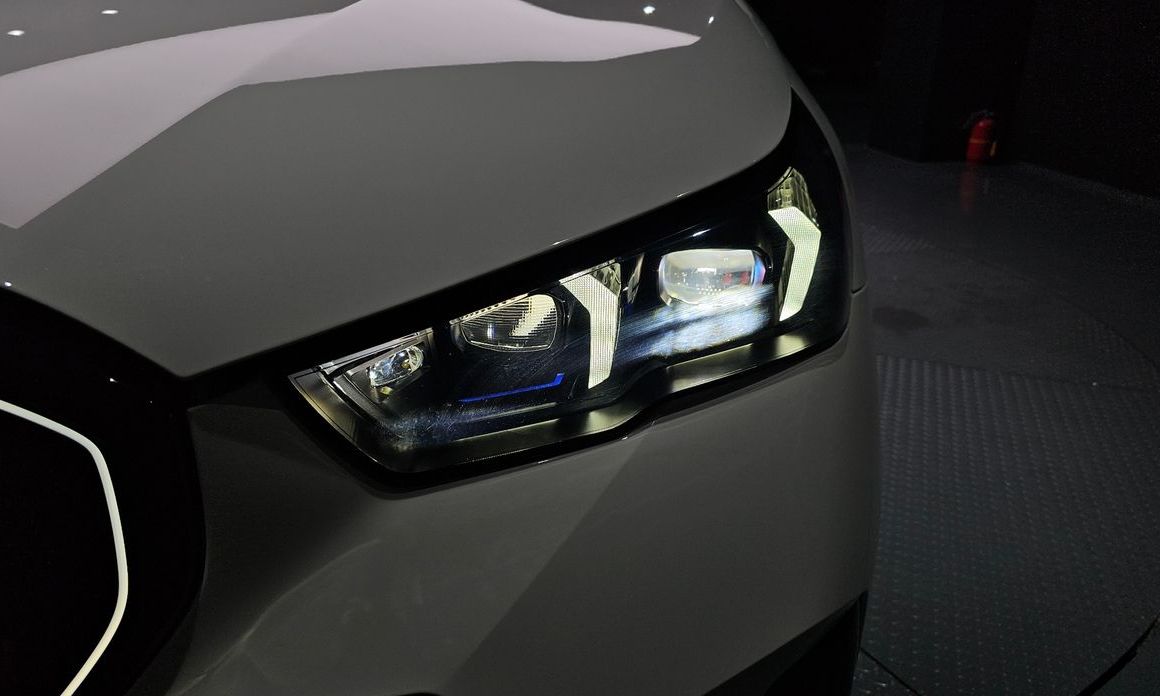 BMW 5-Series 2024
