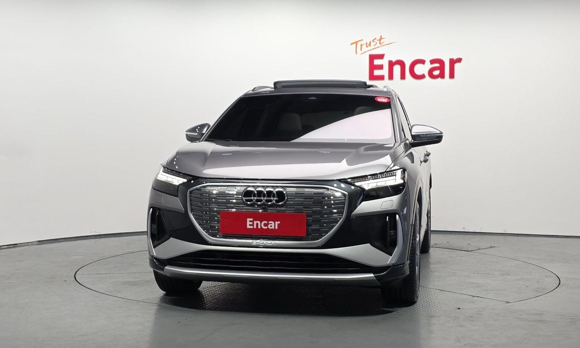 Audi Q4 e-tron 2025