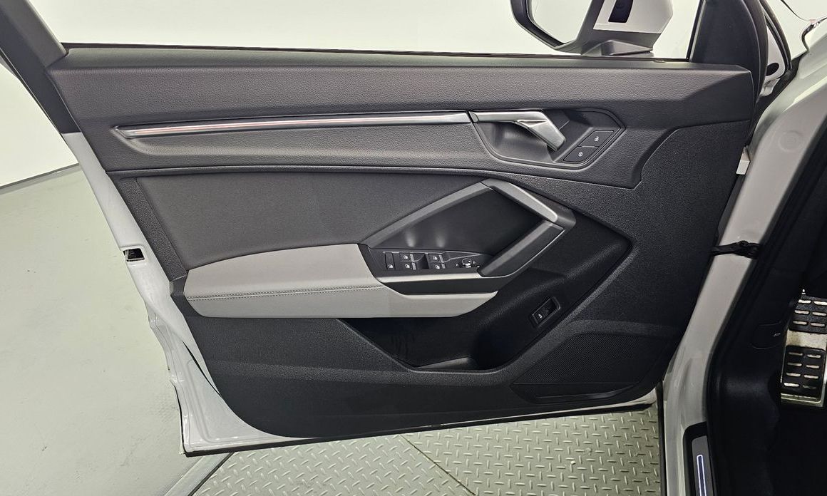 Audi Q3 2023