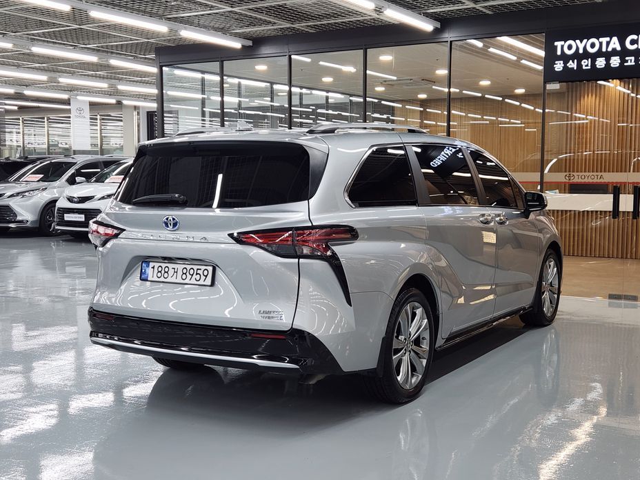 Toyota Sienna 2024