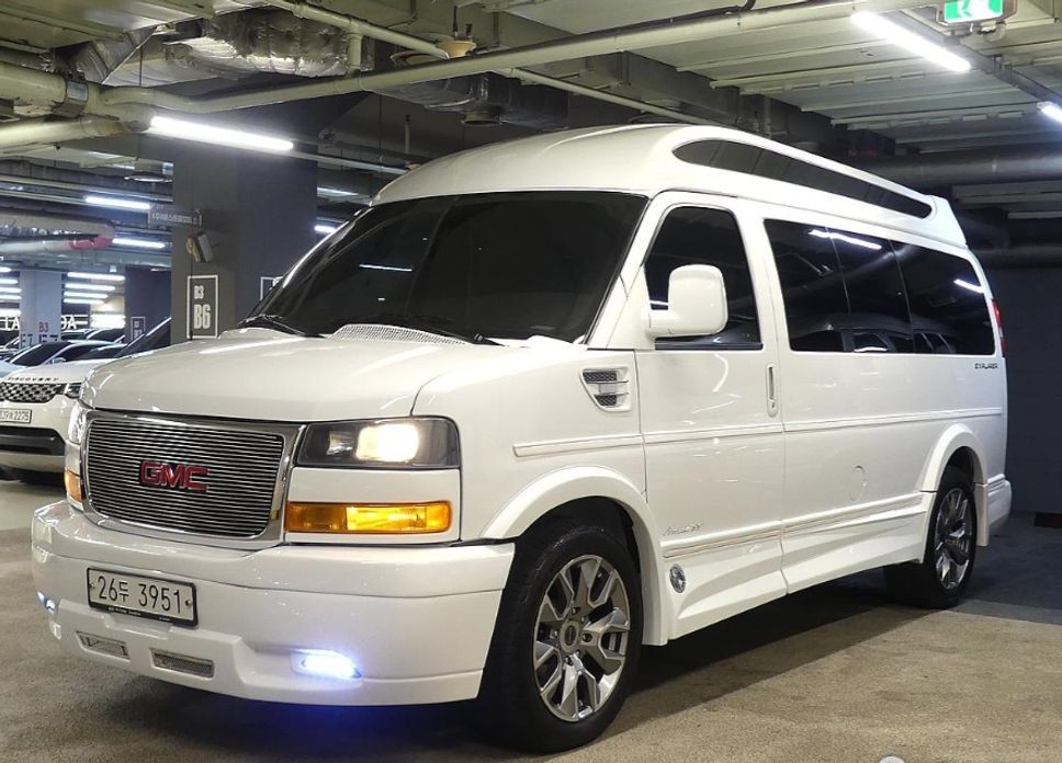 GMC Savana 2022