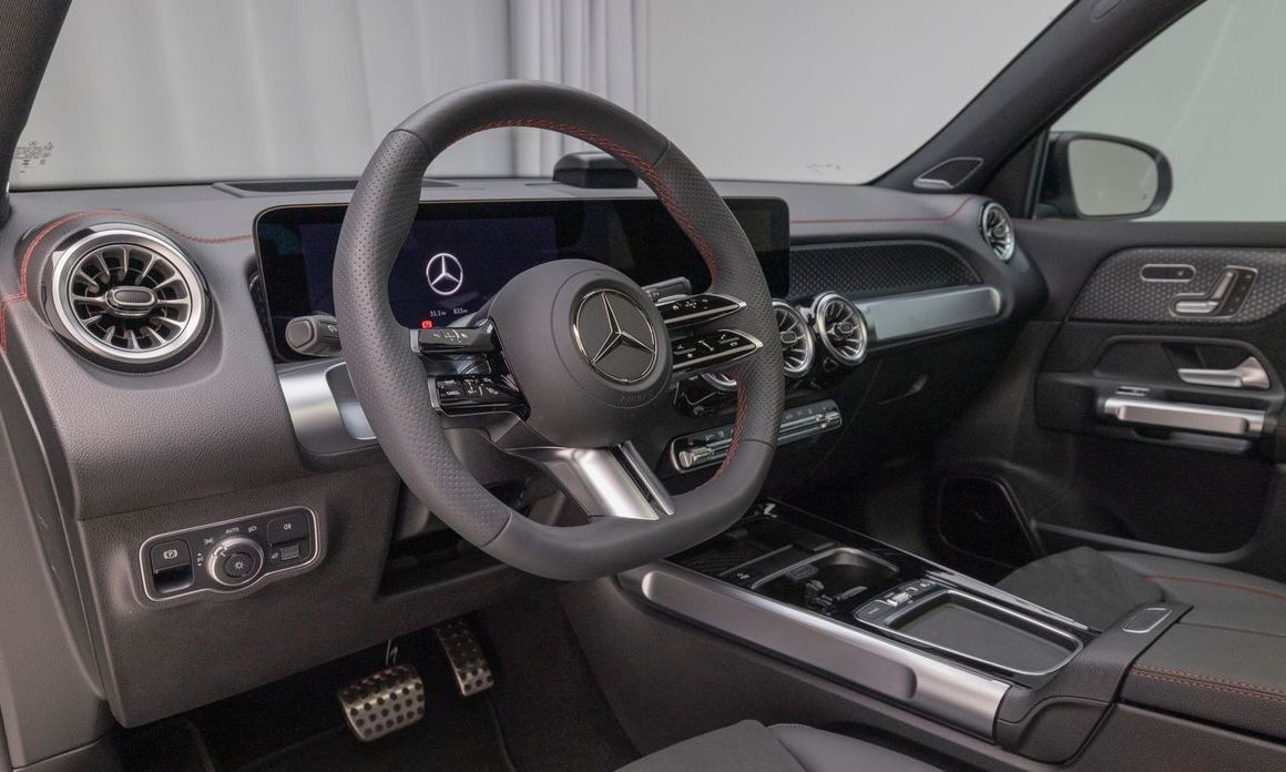 Mercedes-Benz EQB 2026
