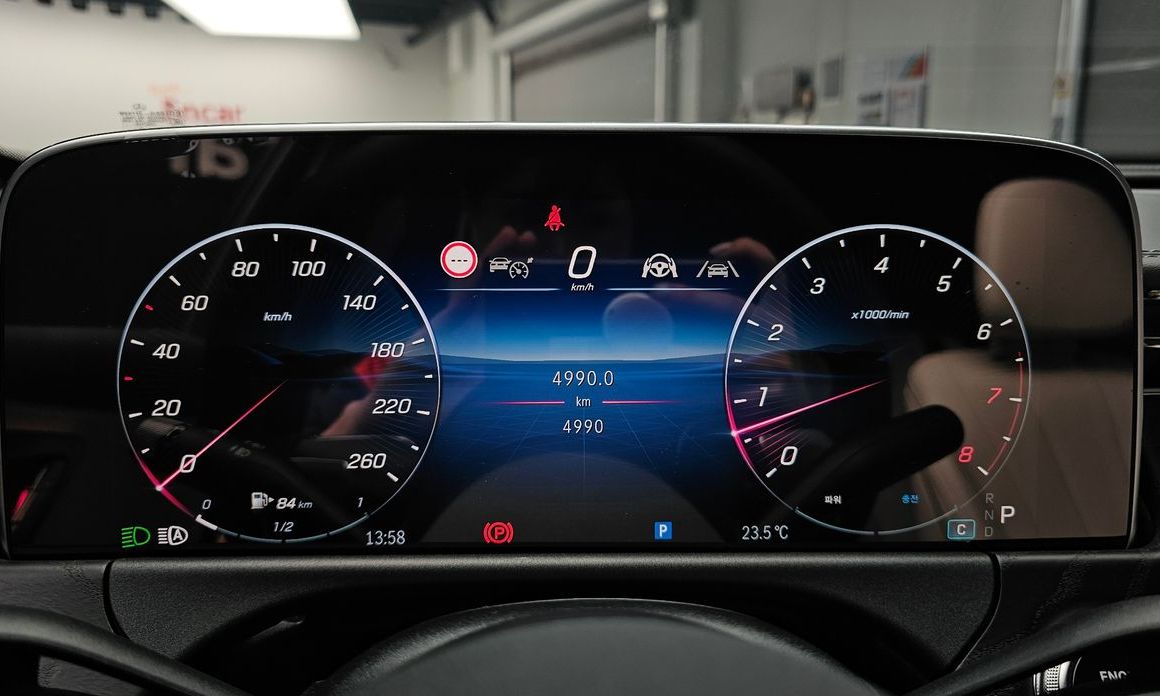 Mercedes-Benz E-Class 2026