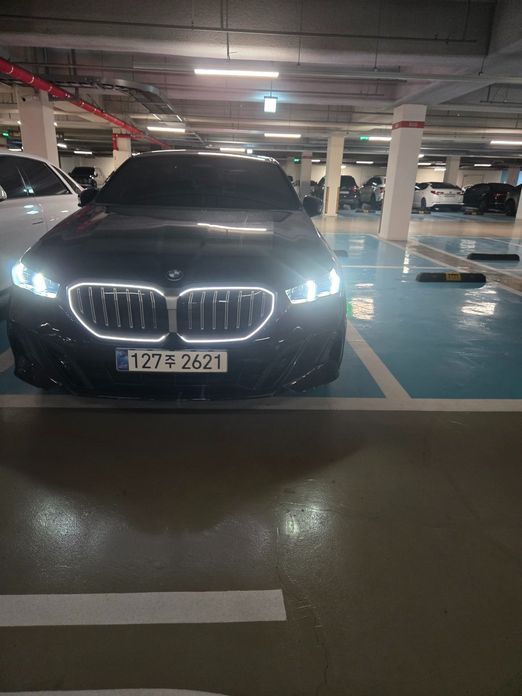 BMW 5-Series 2025