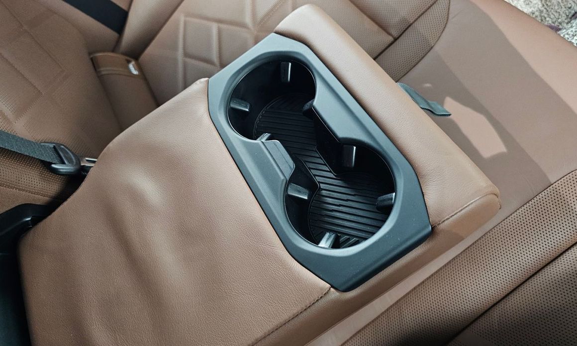 BMW 5-Series 2024