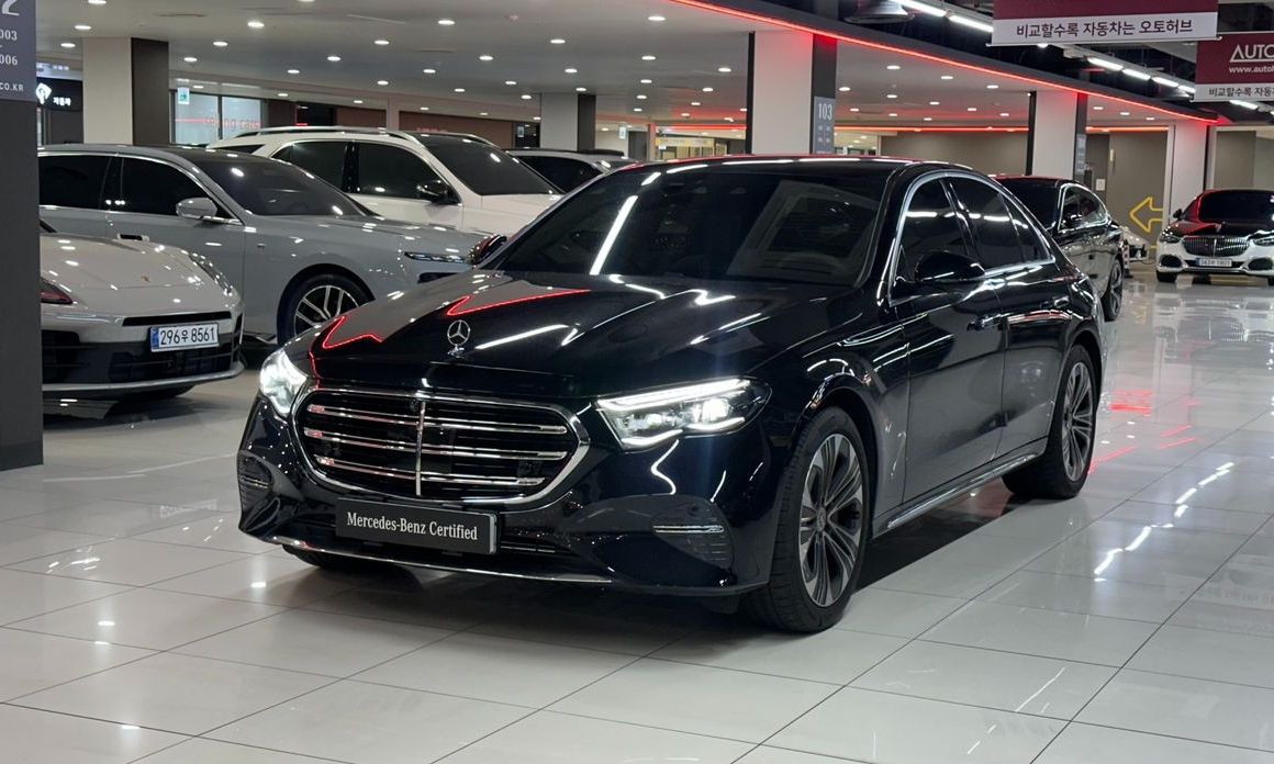 Mercedes-Benz E-Class 2025