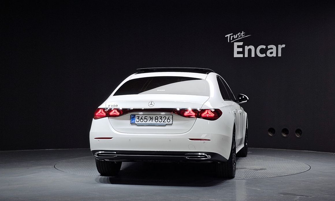 Mercedes-Benz E-Class 2026