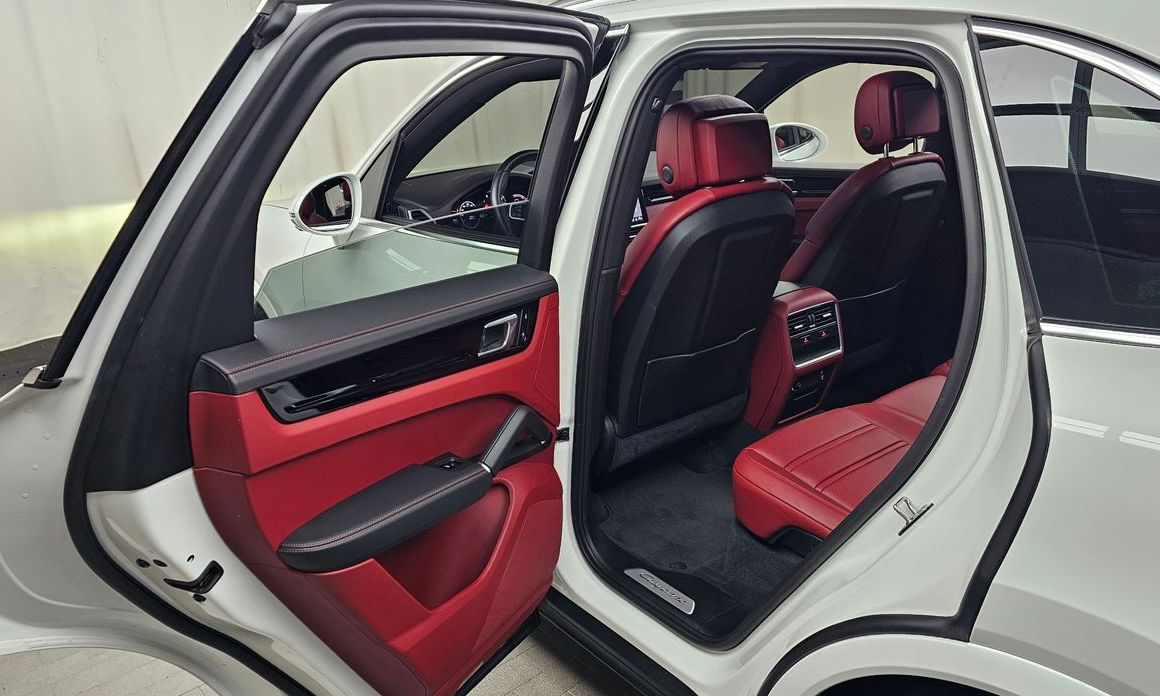 Porsche Cayenne 2020