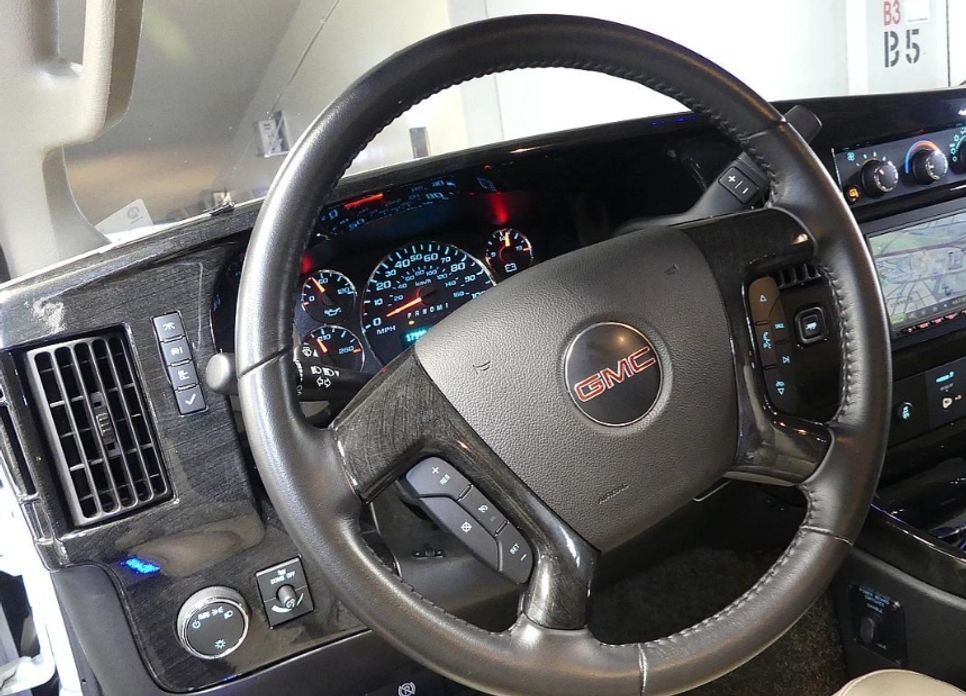 GMC Savana 2022